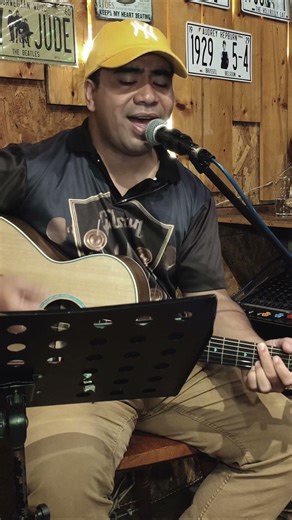 MAGIC! — Rude cover song by Froilan Canapit at Safari Baguio Live Band Music