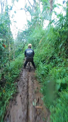 Jo_bike official on Instagram: "Ka kamera 😂 @everydays.saturday"