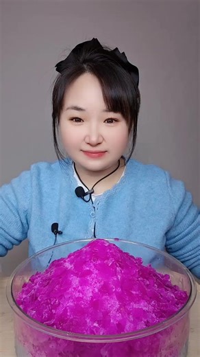 Ice Eating ASMR: Crunchy Sounds for Relaxation