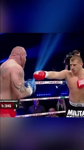 Size doesn't matter in a fight! The kickboxer brutally beat up and knocked out the big guy!