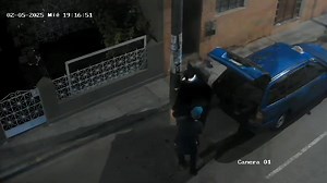 15K views · 241 reactions | Hoy aproximadamente 7:20 robo a vista y paciencia, insistimos en pedir más patrullas  Mirones Bajo Integración Apromiba Mirones Bajo Julio Alberto Lingan Padilla https://www.facebook.com/kevinvasquezsoto1 | Mi Vecino Mirones Bajo | Facebook