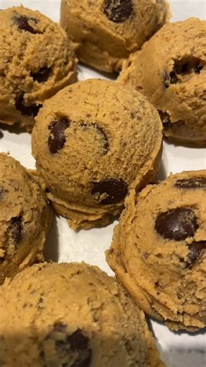 Make easy, delicious Coffee Cookies in 20 minutes with no dough chilling required. Yum! ½ cup cold butter ⅓ cup white granulated sugar ⅔ cup light brown sugar, tightly packed 1 egg 1 tsp vanilla extract 1 ½ cups flour, gluten free 1 to 1 or all purpose ½ tsp baking soda pinch sea salt 2 tsp espresso powder ⅔ cup chocolate chips | Organically Addison