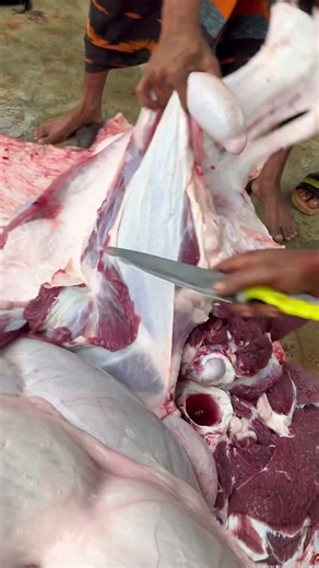 Cow's meat slicing skills #meatcuttingtechniques #meatslicing #meatmarket