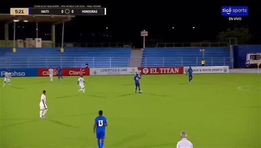 1.8K views · 1.1K reactions | ⌚ Minuto 06’  ¡La primera clara fue para Haití! Edrick Menjívar salva a la H con una gran intervención.  EN VIVO por Tigo Sports ✅ Canal 300 | Satelital 10 | App y Web | Tigo Sports Honduras | Facebook