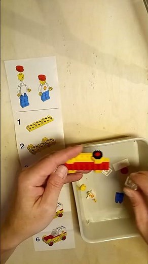 Lego set 604 "Shell Service Car" from 1978. #lego #legotoys #minifigures