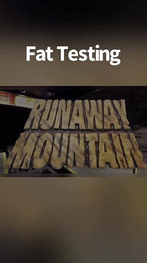 Fat Testing the Runaway Mountain at Six Flags Over Texas in Arlington for Plus Size Riders #sixflags #sixflagsovertexas #plussizetiktok