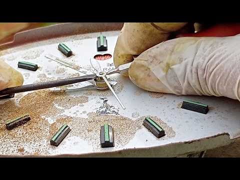 Restoration of a rusty vintage alarm clock|| Back to life: old alarm clock repair and restoring