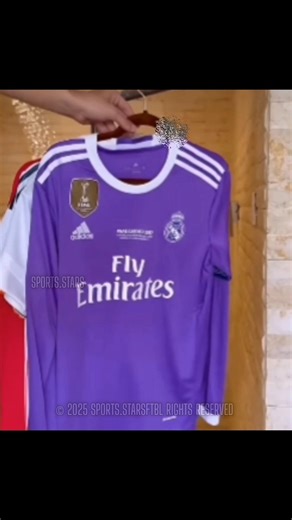 Ronaldo Jersey🤑#footballshorts #ronaldo #messi #shortvideo #mixtape #realmadrid #viral #goals #cr7