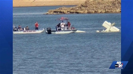 Beaver Lake plane crash: Boat crews at Monte Ne area