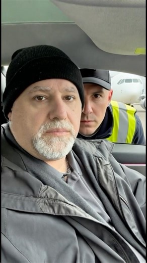 A surprise Visitor! #surprisevisitor #airportlife #groundcrew #unexpected #reels