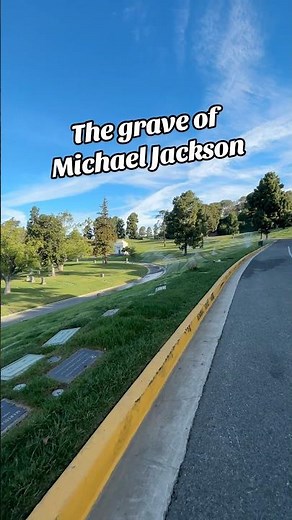 The grave of Michael Jackson #shorts