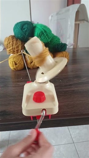 Creating a Stunning Leaf Design Rug with a Tufting Gun