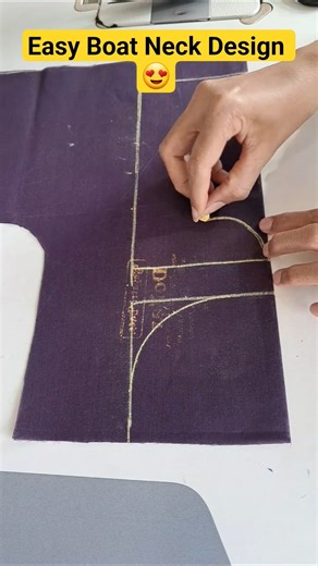Easy Boat Neck Blouse Back Design Idea | Easy Sewing Trick | #blouse #blousedesign #fashion #shorts