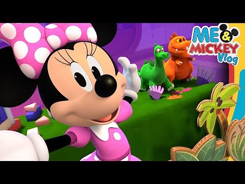 Minnie Mouse Vlog! 🎀 | Mickey's Surprise Room | Me & Mickey | Vlog 59 | ​‪@disneyjr‬​