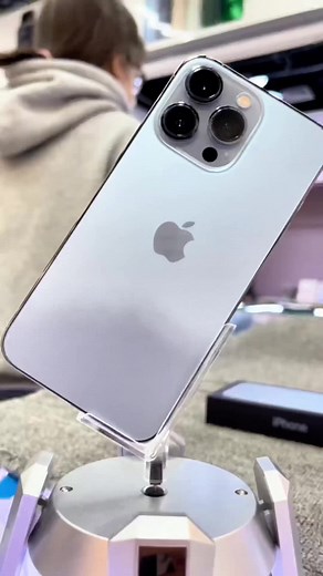 Explorando el iPhone 13 Pro Max de 256GB en Blanco