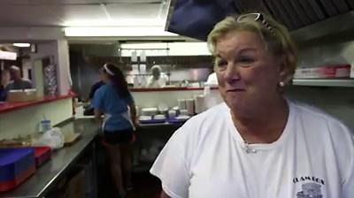 This Ipswich Institution cranks out some of the best fried clams around. Go there for takeout - you can't miss it. | Phantom Gourmet