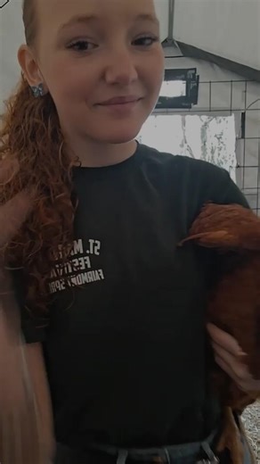 DANCEING WITH CHEERY😚