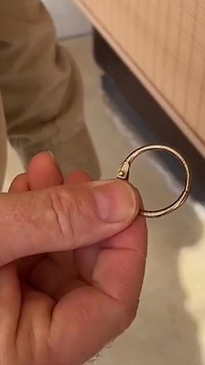 235K views · 1.1K reactions | Genius! #hacks #homeimprovement #diy #shades #patio | Family Handyman | Facebook