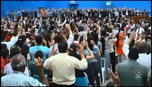 ADMIREZ L'ATMOSPHÈRE DE CETTE CHANSON « HOSANNA » DE PASTEUR LOUIS DANDA. Emmanuel Baka ✍🏻🦅 | La Nature Du Message