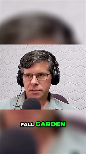 11 reactions | Expert Tips for Cleaning You Fall Garden and When To Plant Bulbs!#bulbchat #gardening #springgardening #brentandbeckys | Brent and Becky's | Facebook