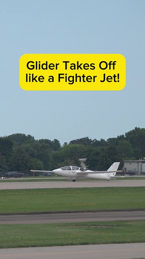 Jet Powered Glider Takes Off: Aaviation Spectacle