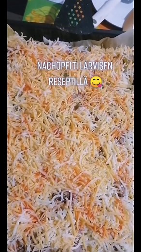 Lärvisen kasvisnachopelti viikonloppuruoka