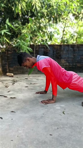 🔥 PERFECT PUSH-UP FORM 💪 | Learn Push-Ups Correctly #Shorts