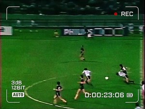 30 gennaio 82 show di Diego contro il Racing 30 de enero 82 Espectáculo de Diego contra el Racing #DIEGOPEDIA #Maradona #skills | DIEGOpedia