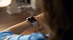 Az idő a legszebb ajándék: így könnyítheti meg egy okosóra az édesanyák életét