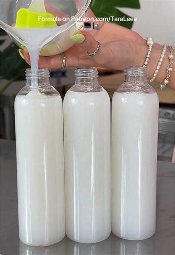 Finally! I made my own version of the @eos Products shave oil. You guys have been begging me to recreate it, and it’s finally here. SPOILER! It hardly has any oil! ✨It’s actually a thickened cationic water based product with a small amount of oil solubilized with polysorbate 20. I did manage to recreate this product without having to go purchase any more ingredients so I did make some substitutions. They use polyquaternium 10, which I didn’t have, so instead I used polyquaternium 7 and Guar Hydr