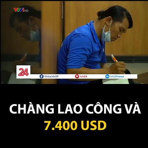 "Thấy nó trả lại tiền đánh rơi cho người ta cô tự hào lắm..." | VTV24
