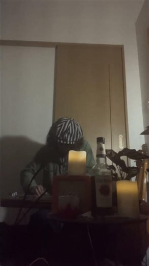 How can I play bass and melody together with this?