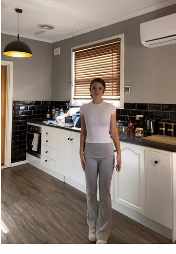 𝐃.𝐄.𝐄 (@deedahotcvy) - Dance Trend 2024: Ba Ba Bad Tutorial and Performance