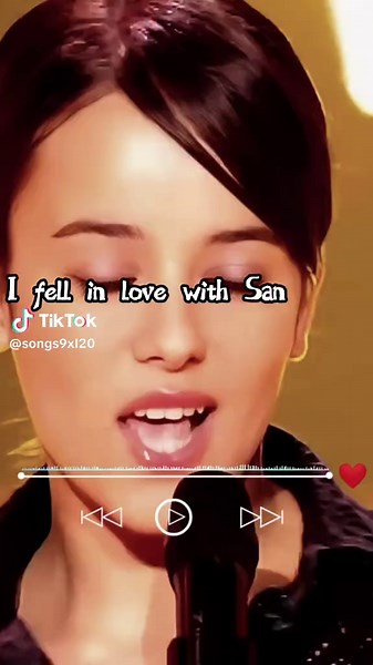 The Beautiful Island: Alizée's Flashback Lyrics