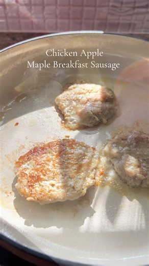 Sweet & Savory Sunrise: Chicken Apple Maple Breakfast Sausage 🍁🍗✨. BreakfastSausage ✨What I used: Ground chicken (or any meat) Grated apple Maple syrup Oregano, thyme, sage (1 tsp) Fennel seeds (1 tsp) Garlic powder onion powder Kosher salt black pepper ✨Optional: Brown sugar Red pepper flakes (for a lil kick 🔥) 1 lb = about 6–8 patties (depending on size) 🧊Store: Fridge: up to 1 week (airtight container) Freezer: up to 2 months Sweet, savory, and PERFECT for breakfast 😌 #BreakfastSausage #