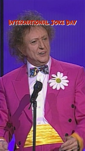 A Joke from the KING OF JOKES!Ken earned JOKE ROYALTY from his Marathon Mirthquake of 1974, in which he told 1500 Jokes in 3.5 hours in front of audiences that watched in shifts!! - BREAKING THE GUINNESS BOOK OF RECORDS for joke-telling!! Talk about value for money!! Here’s a classic Doddy joke from his Live Laughter Tour from 1996! #internationaljokeday #doddy #kendodd #comedy | The Ken Dodd Charitable Foundation