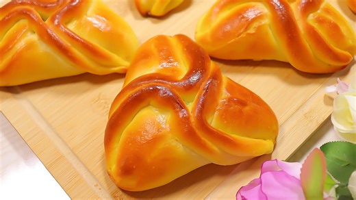 Simple flour bread recipe anyone can make