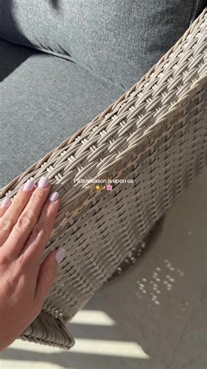 Stylish Swivel Chairs for Your Patio