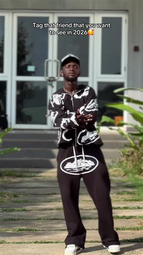 Dc: @TEECEE🤩🚀 #viral #dancer #crossover #newyear #friend