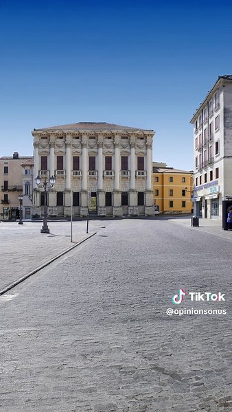 Palazzo Porto: Palladio's Architectural Masterpiece