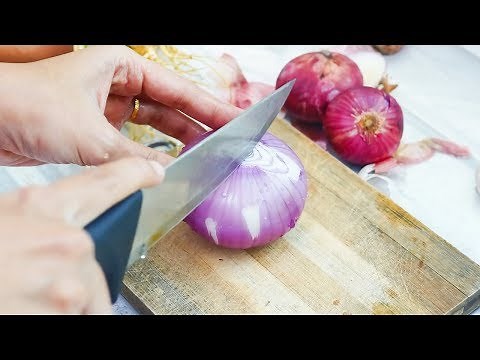How To Cut an Onion Without Crying