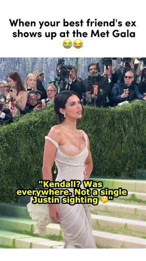 When your best friend's ex shows up at the Met Gala 😭😂 #kendalljenner #haileybieber