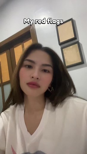 Identifying Relationship Red Flags with Clear Examples