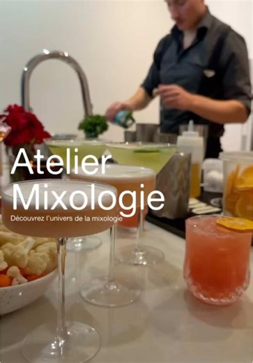 Savais-tu que Atelier mixologie se déplace aussi à domicile? 😬😬😬 Pour plus d’informations, téléphone nous au 438-543-9584, par courriel au info@ateliermixologie.com 🙃🍸✨ #ateliermixologie #ateliercocktails #atelier #cocktails #cocktailsrecipes #mixologie
