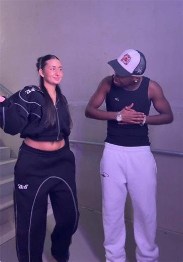 Mon Bébé Dance : Le Duo qui Fait Fureur