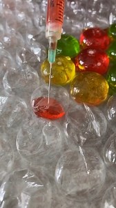 T’aimes les food hacks? Fonce voir ma nouvelle vidéo sur ma chaîne #youtube #carliscooking #fyp #foryoupage #foodhack #food #jello #jellochallenge | Carl Is Cooking