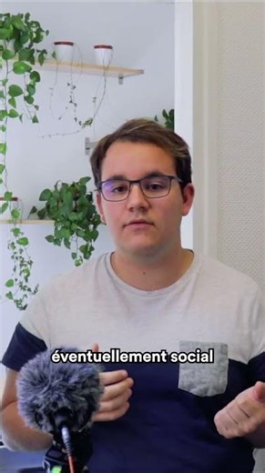 Combien gagne un community manager : salaires de Paris vs province