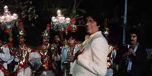 De de pyaar de - Sharaabi - Amitabh Bachchan -Full Video Song - video Dailymotion