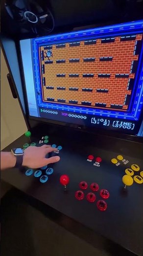 How to exit a game and go back to the main menu on the Arcade console