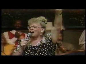 Nancy Harmon & Singers @ Fellowship Missionary Baptist Church-Chicago (1992)